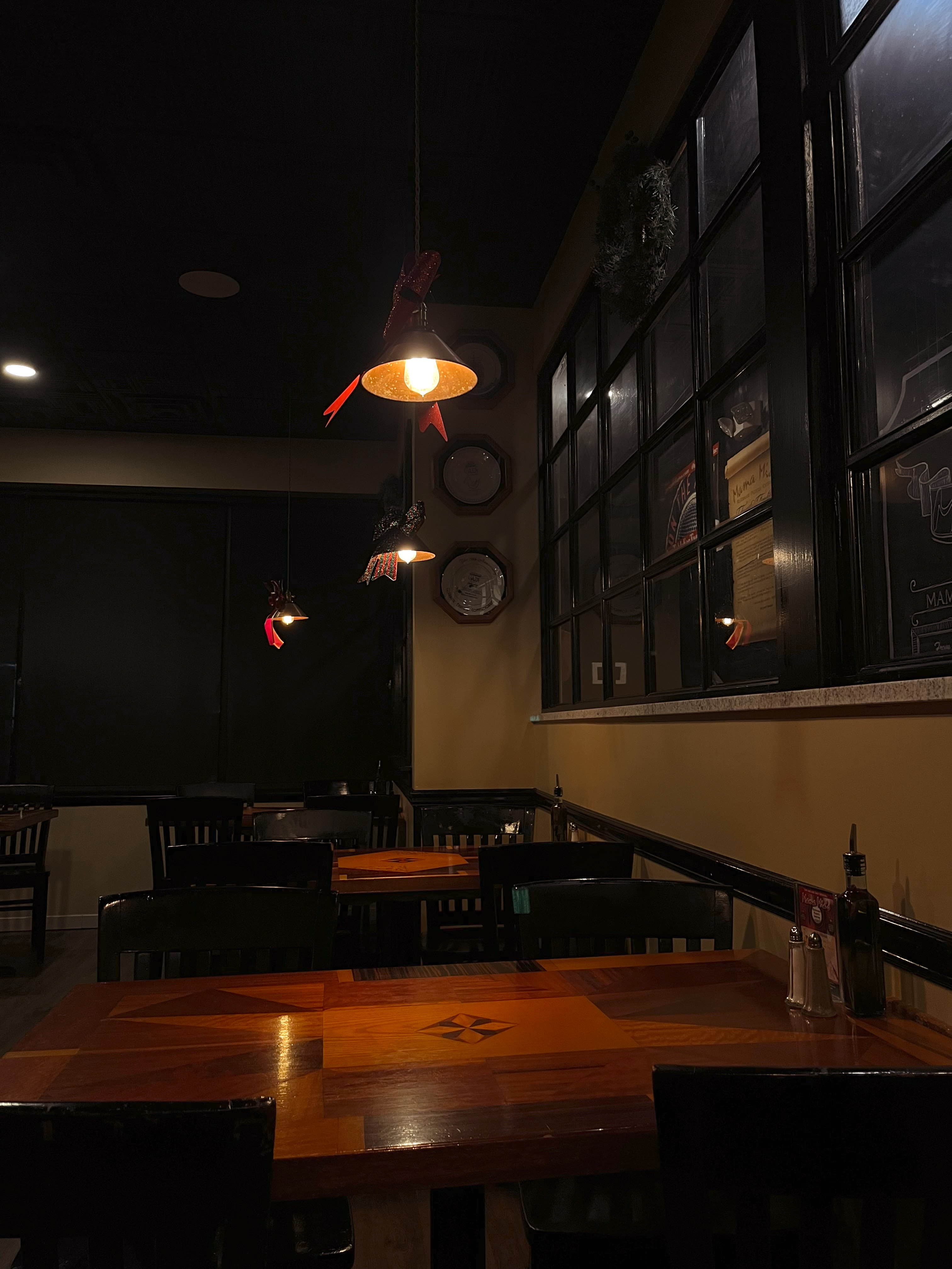 Mama Mia's Ristorante elegant dining room interior in Marmora NJ with warm Italian atmosphere, authentic Italian restaurant ambiance